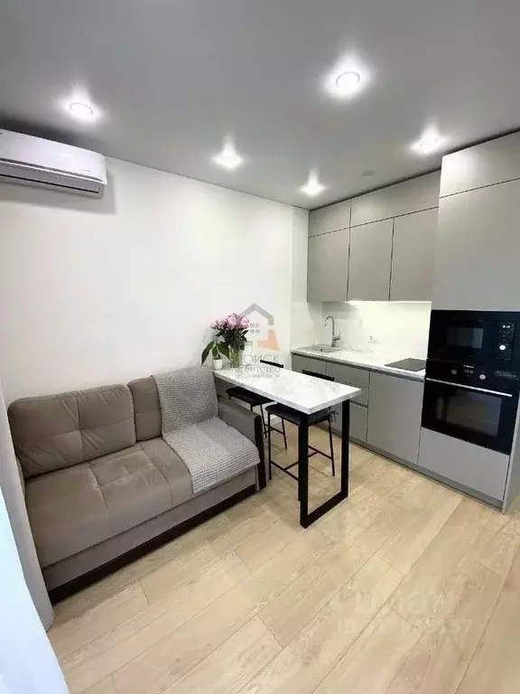 1-к кв. Татарстан, Казань ул. Братьев Касимовых, 35 (35.0 м) - Фото 0