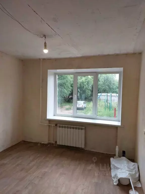 Комната Омская область, Омск ул. Декабристов, 155 (18.0 м) - Фото 0
