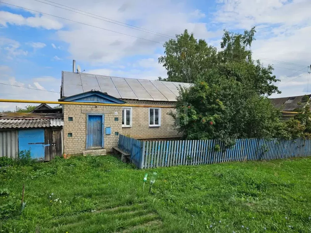 Дом в Мордовия, Краснослободский район, Гуменское с/пос, с. Шаверки ... - Фото 1