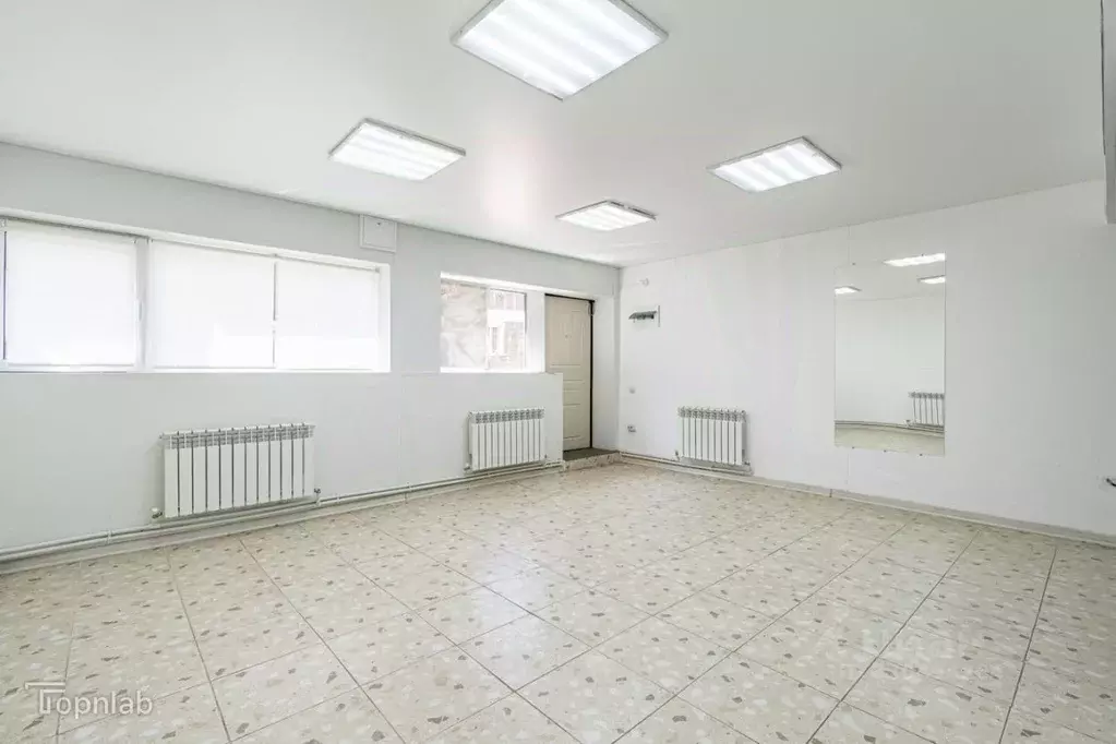 Помещение свободного назначения в Татарстан, Казань Низенькая ул., 7 ... - Фото 1