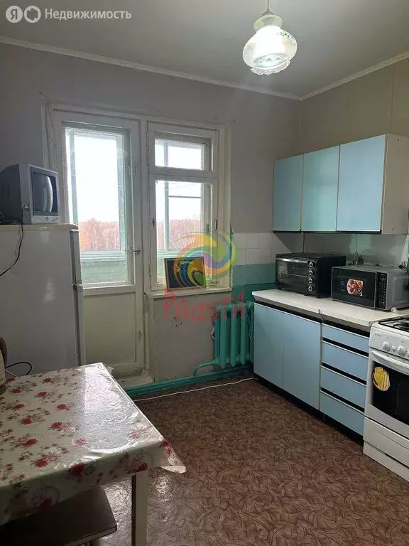 2-комнатная квартира: Вичуга, улица Володарского, 100 (52 м) - Фото 0