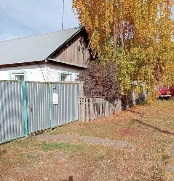 Дом в Оренбургская область, Оренбургский район, Красноуральский ... - Фото 1