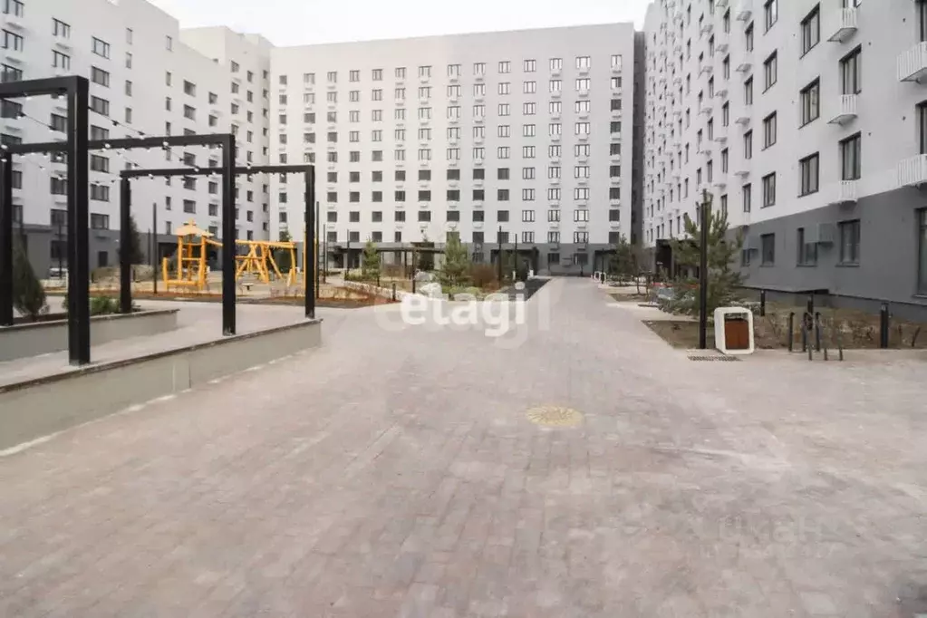 1-к кв. Тюменская область, Тюмень Новгородская ул., 22 (41.2 м) - Фото 1