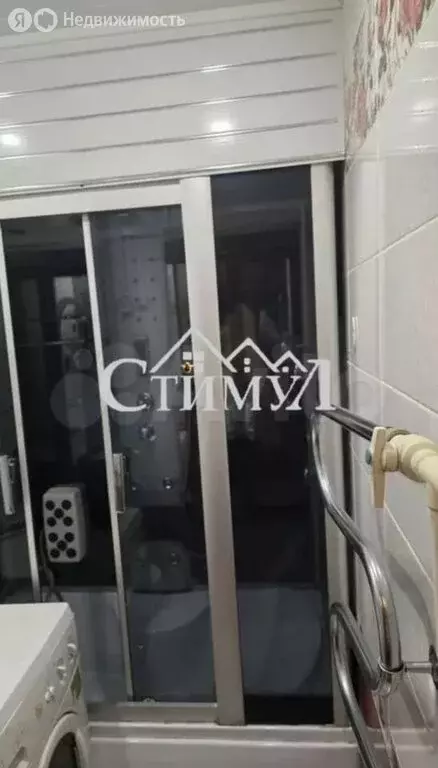 3-комнатная квартира: Сорск, улица Кирова, 14 (56 м) - Фото 1