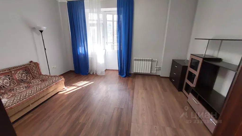 1-к кв. Татарстан, Казань ул. Баки Урманче, 6 (45.0 м) - Фото 1