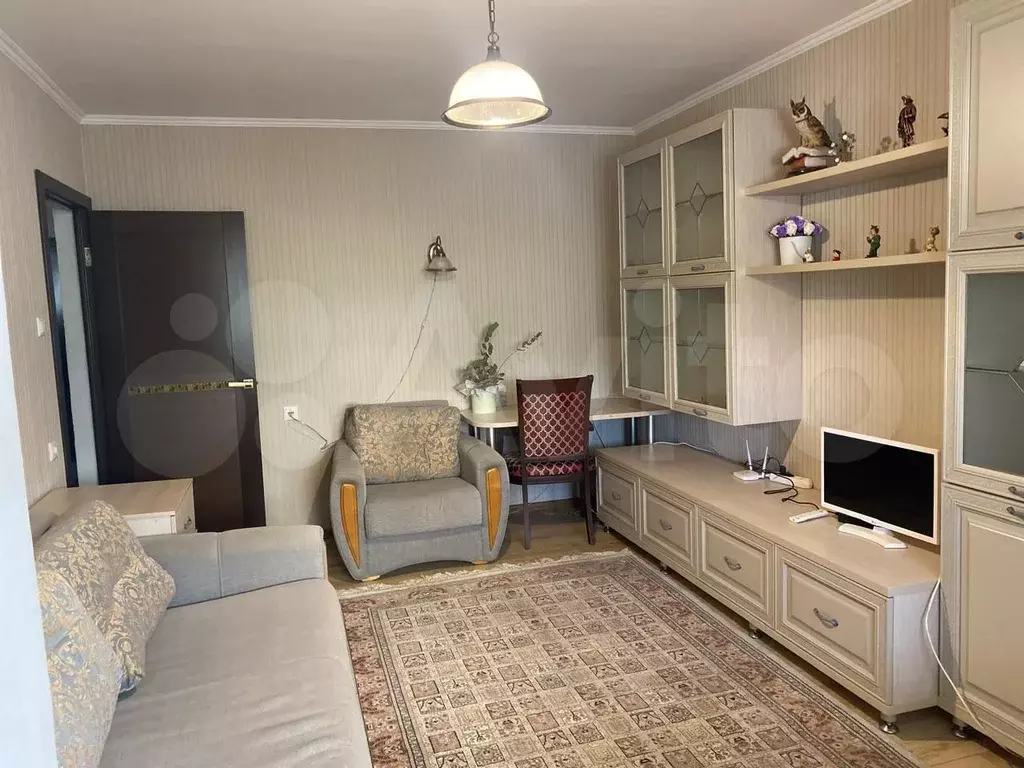 1-к. квартира, 38 м, 1/10 эт. - Фото 0