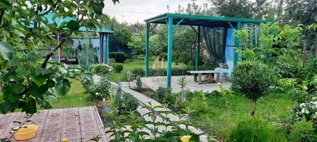 Дом в Саратовская область, Энгельсский район, Красноярское ... - Фото 1