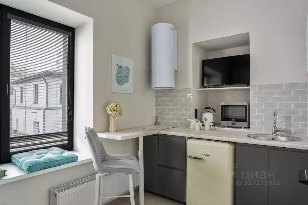 Студия Москва Суворовская ул., 19С1 (18.0 м) - Фото 2