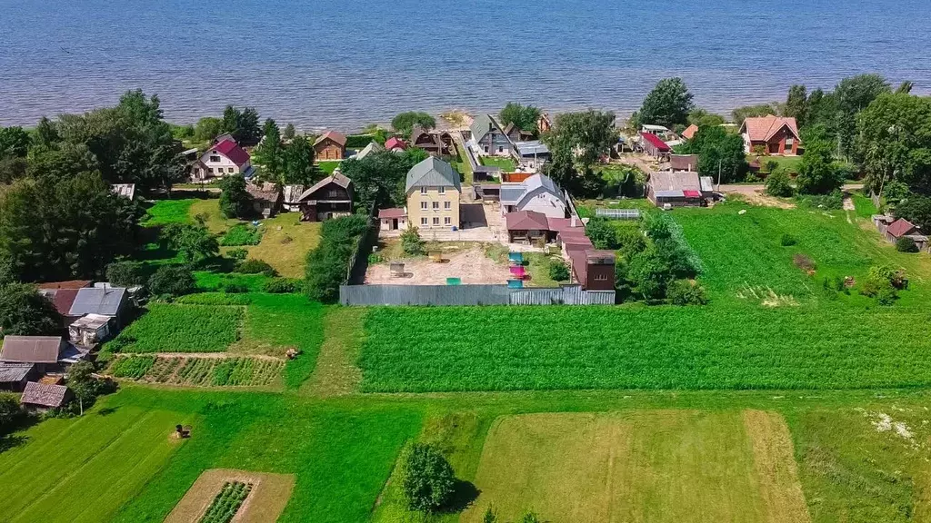 Дом в Псковская область, Гдов городское поселение, д. Синьковщина  ... - Фото 1