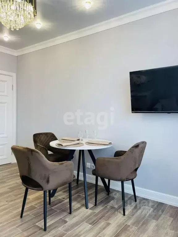 2-к кв. Татарстан, Казань ул. Новаторов, 8А (40.0 м) - Фото 2