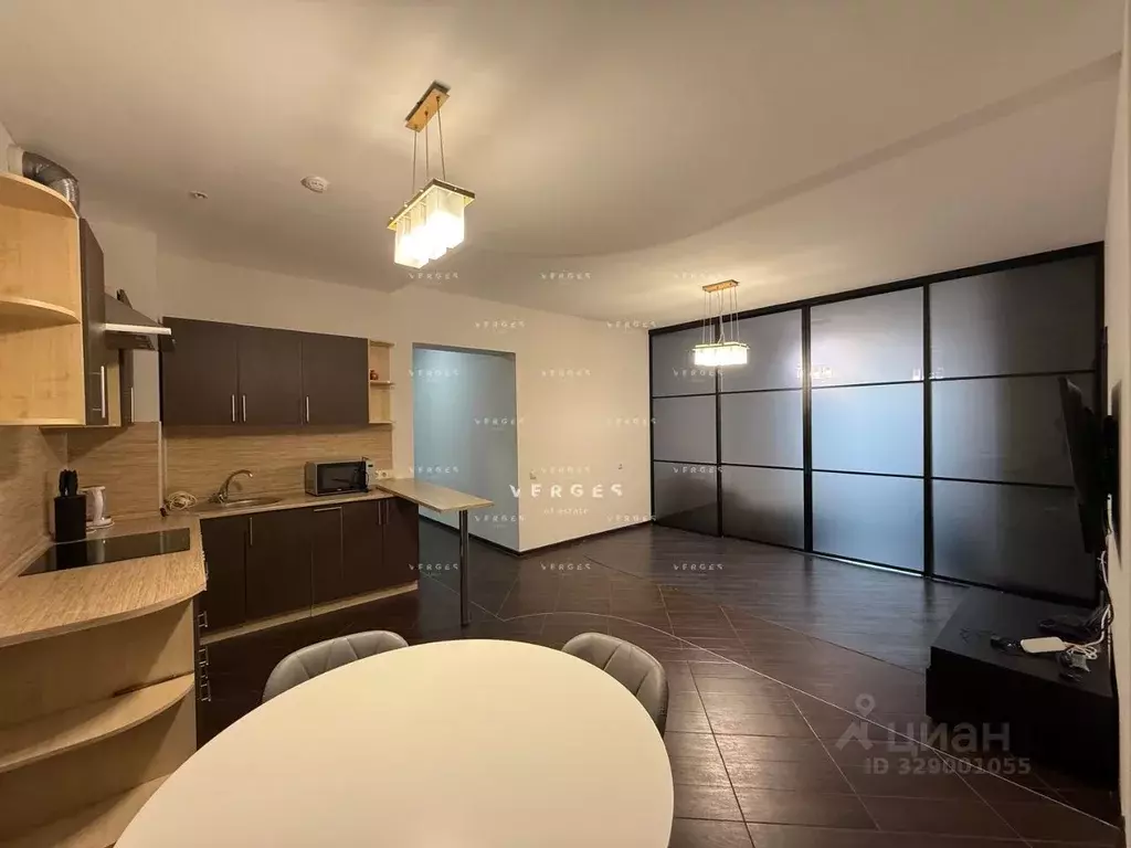 2-к кв. Москва Ленинский просп., 111к1 (88.0 м) - Фото 1