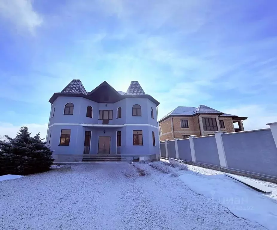 Дом в Ставропольский край, Предгорный муниципальный округ, пос. ... - Фото 2