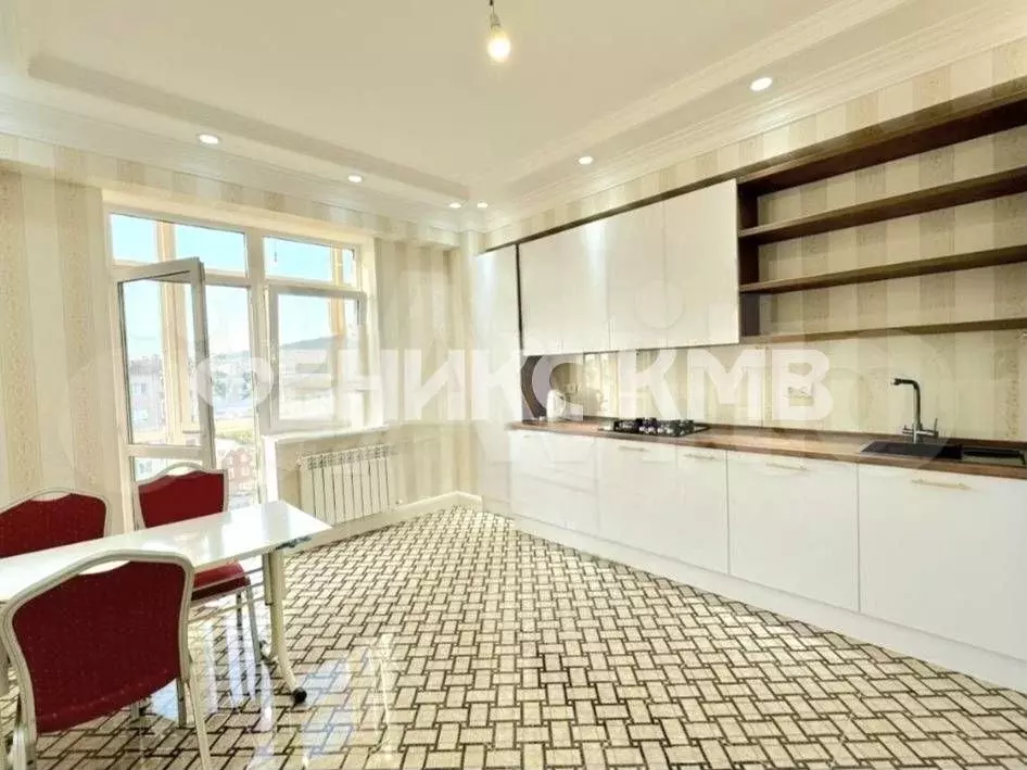 2-к. квартира, 100 м, 8/9 эт. - Фото 0