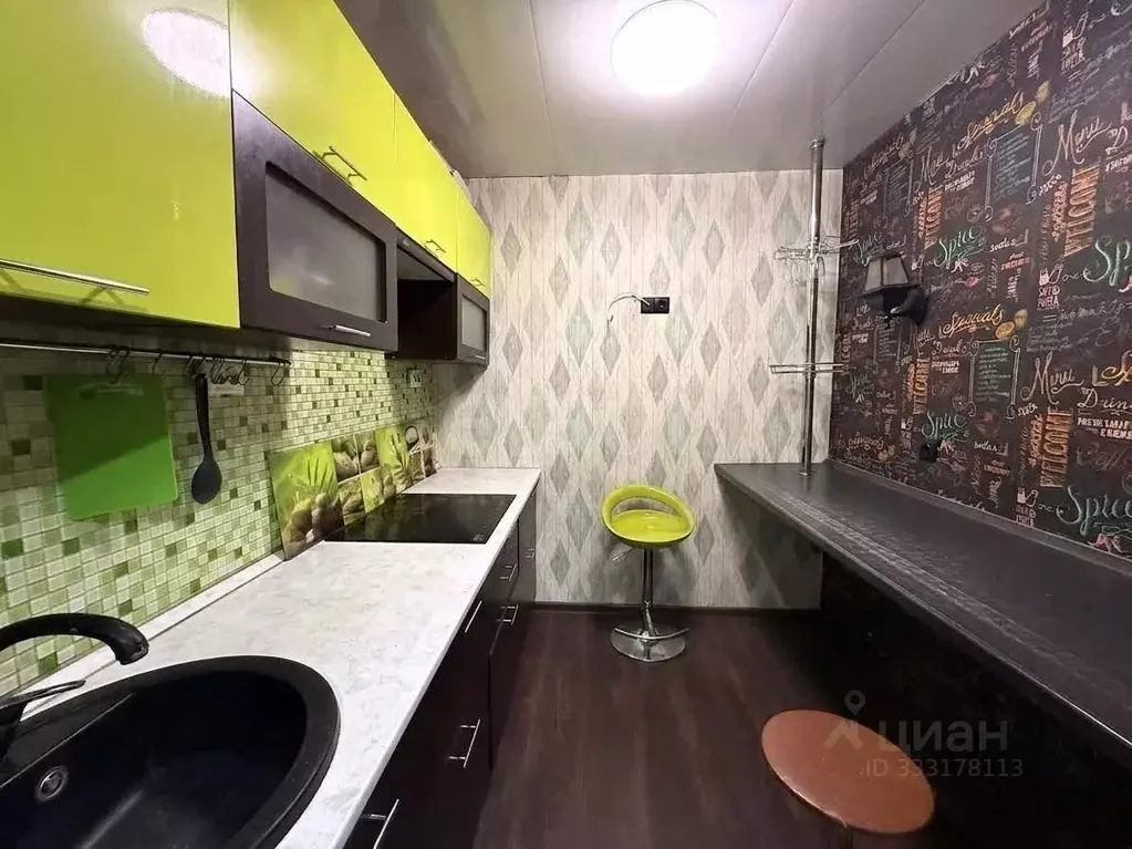 3-к кв. Тверская область, Кимры ул. Ленина, 61 (60.6 м) - Фото 1