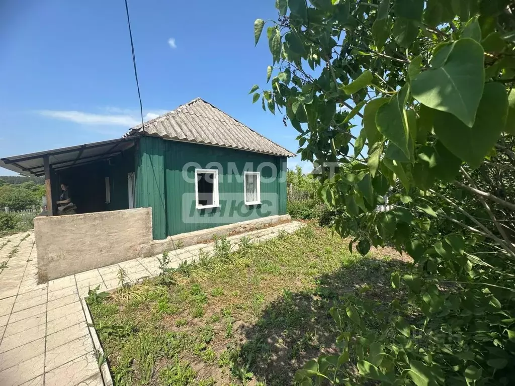 Дом в Белгородская область, Старооскольский городской округ, с. ... - Фото 1