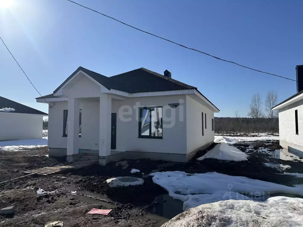 Дом в Башкортостан, Иглинский район, Акбердинский сельсовет ул. ... - Фото 1