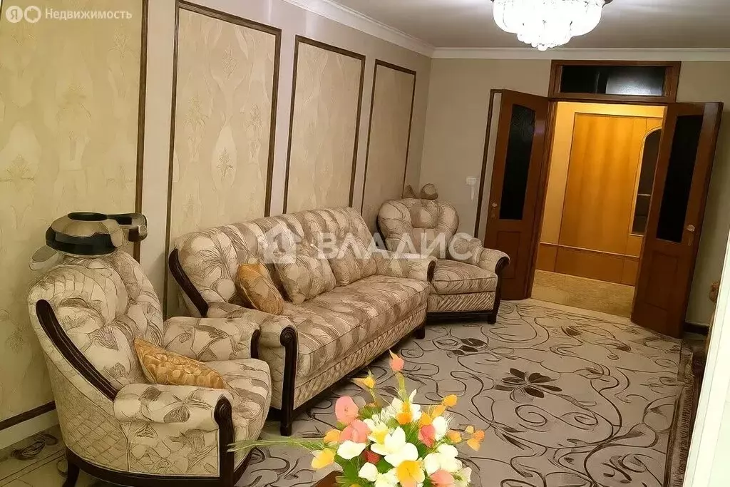 3-комнатная квартира: Ейск, улица Розы Люксембург, 181/1 (62.8 м) - Фото 2