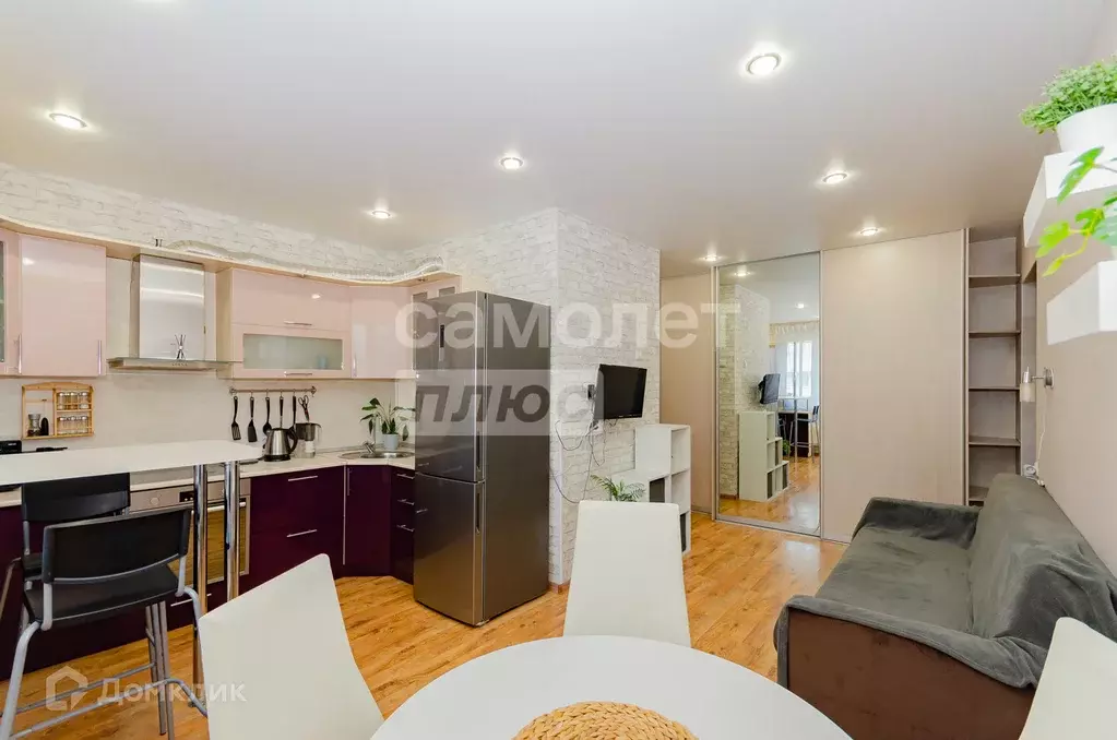 Продаётся 2-к квартира, 55.9 м - Фото 0