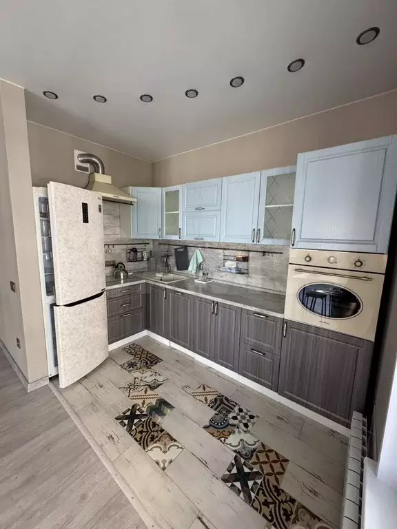 2-к. квартира, 46 м, 4/9 эт. - Фото 0