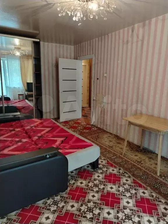 комната 18 м в 3-к, 3/5 эт. - Фото 1