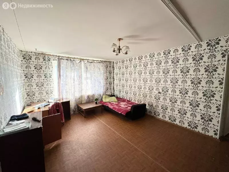 3-комнатная квартира: Волгоград, улица им. Циолковского, 19 (69 м) - Фото 1