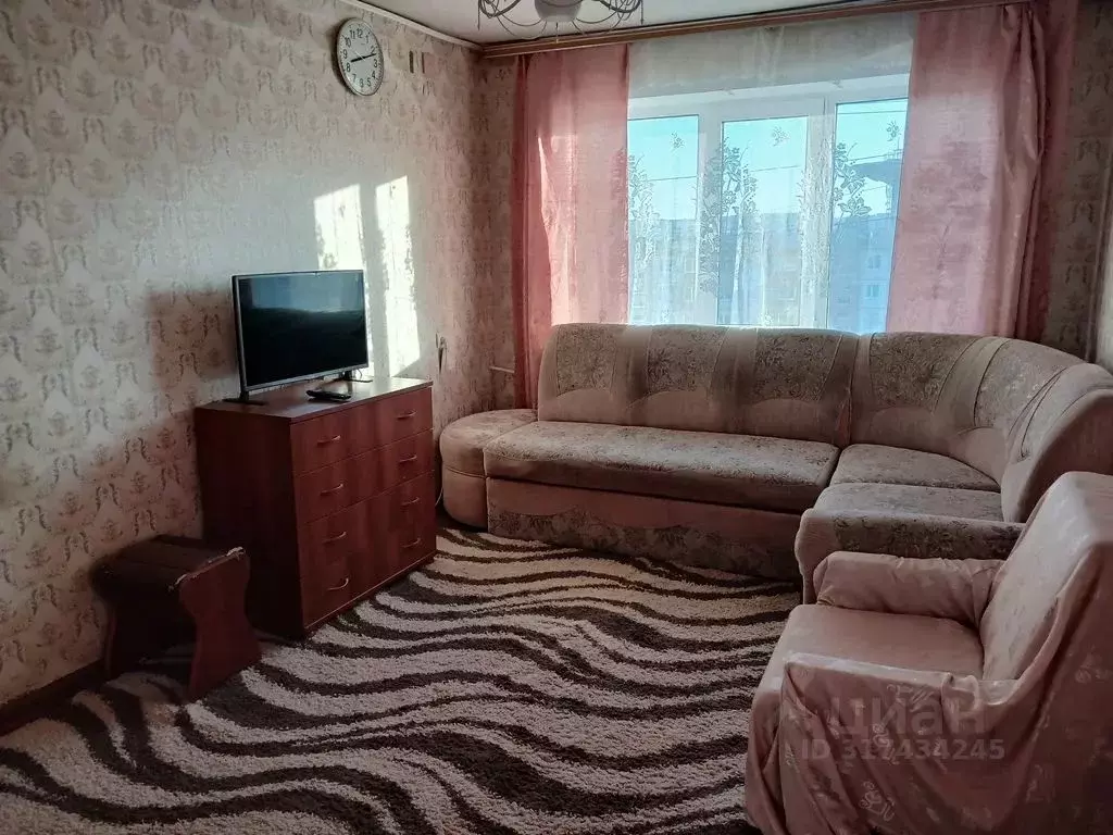 2-к кв. Магаданская область, Магадан ул. Берзина, 5А (44.0 м) - Фото 0
