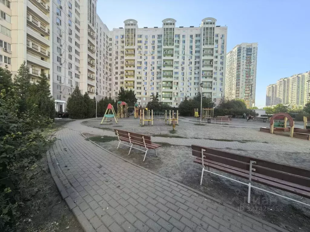 3-к кв. Ростовская область, Ростов-на-Дону ул. Еременко, 93 (70.0 м) - Фото 2