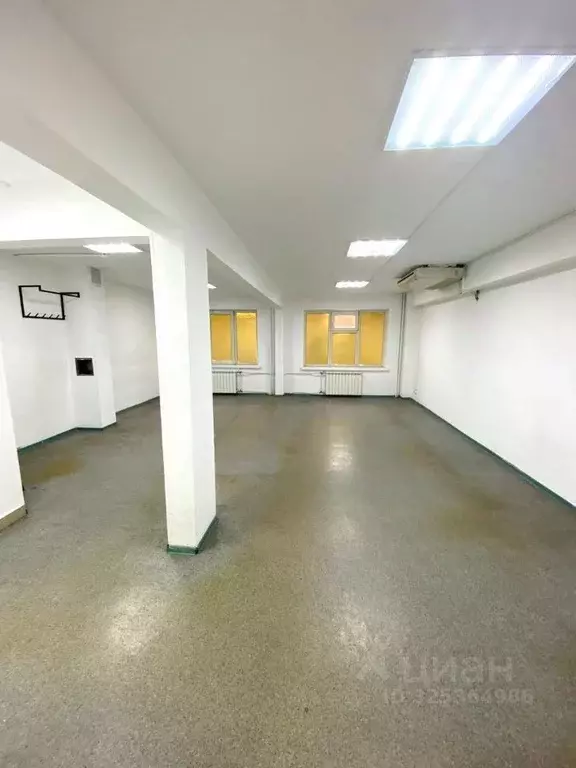 Торговая площадь в Омская область, Омск Саянская ул., 1А (70 м) - Фото 2