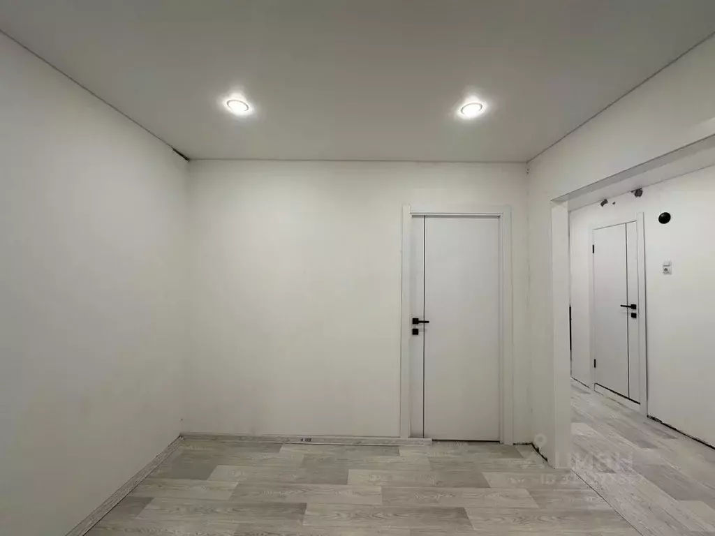 3-к кв. Ленинградская область, Луга просп. Володарского, 40 (72.9 м) - Фото 2