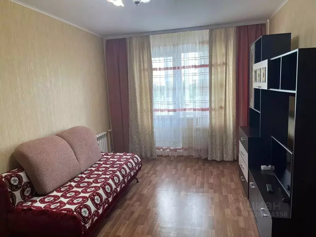 1-к кв. Курская область, Курск просп. Вячеслава Клыкова, 83 (37.5 м) - Фото 1