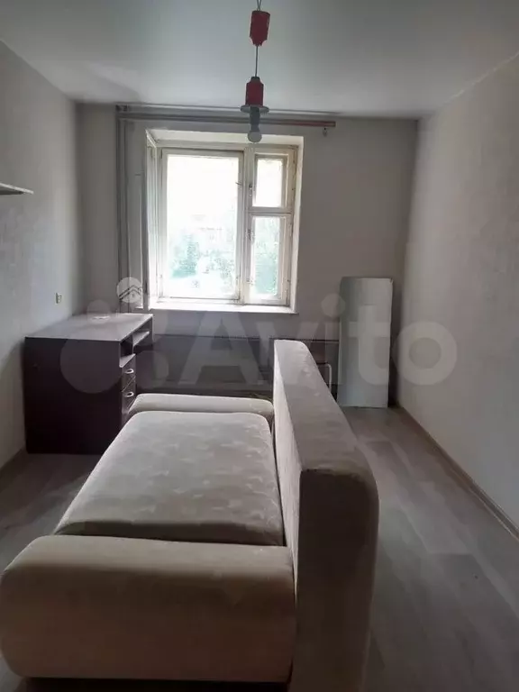 Комната 13,7 м в 2-к., 3/10 эт. - Фото 0