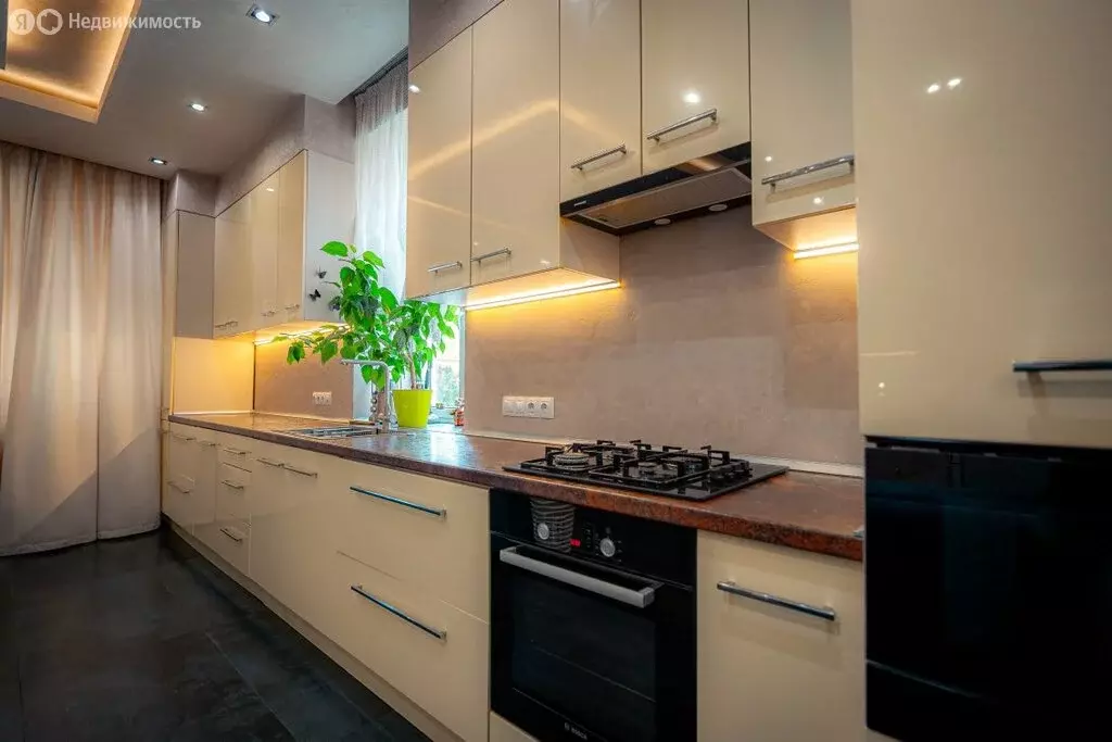 Дом в деревня Красный Посёлок, Английский бульвар, 202 (137 м) - Фото 1