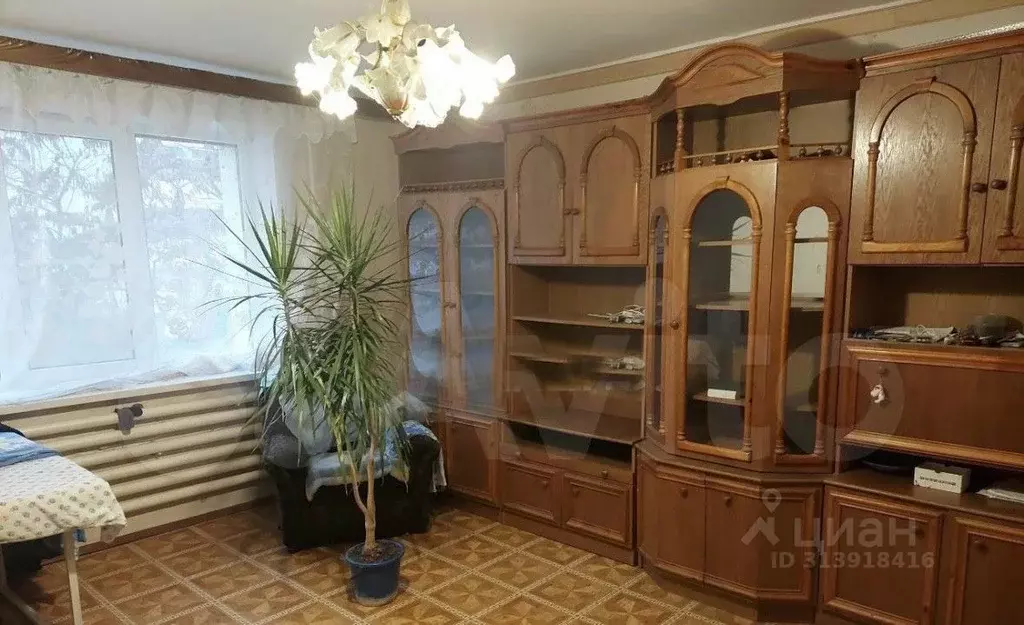 3-к кв. Белгородская область, Белгород ул. Губкина, 18б (73.0 м) - Фото 0