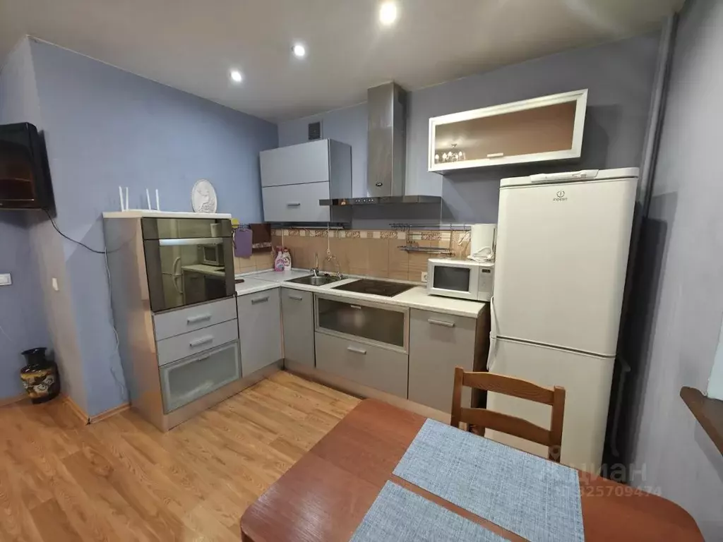 2-к кв. Кемеровская область, Кемерово Соборная ул., 5 (49.3 м) - Фото 1