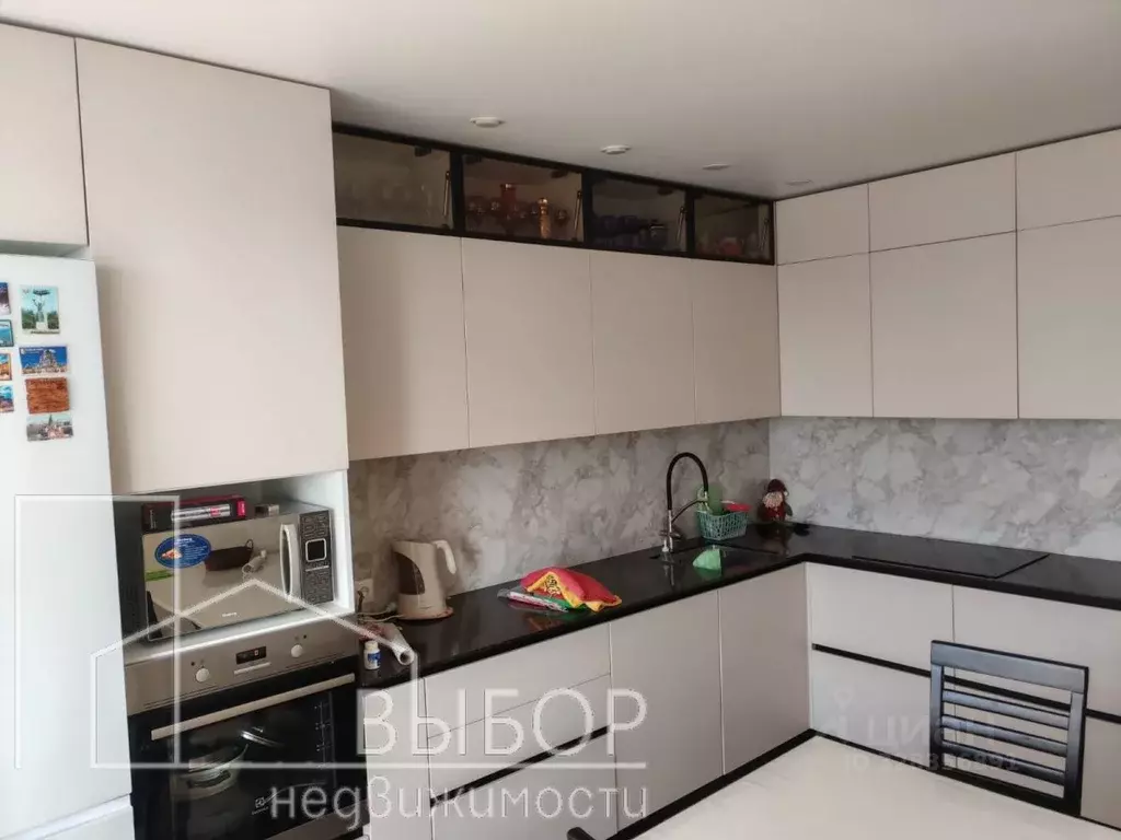 3-к кв. Томская область, Томск ул. Сергея Вицмана, 37 (83.0 м) - Фото 2