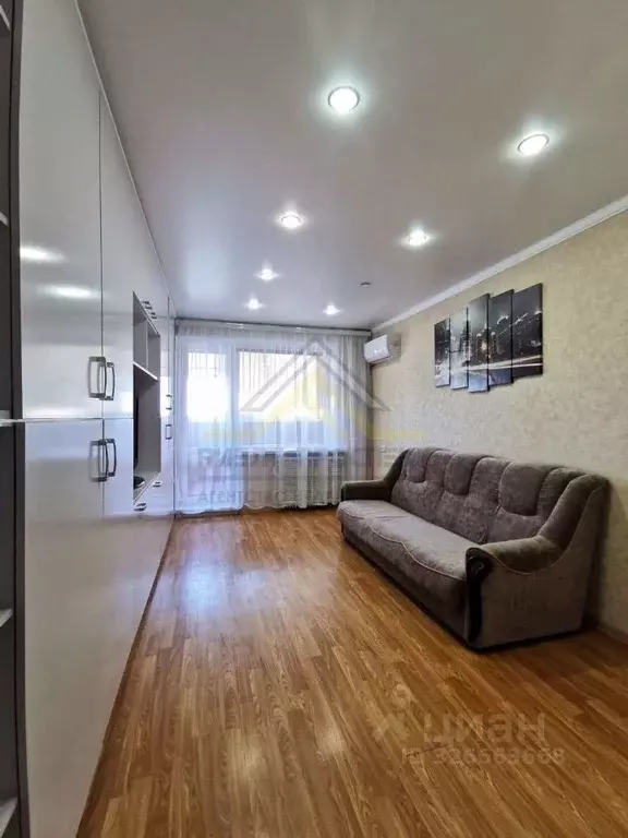 1-к кв. Белгородская область, Старый Оскол Восточный мкр, 5 (37.0 м) - Фото 2