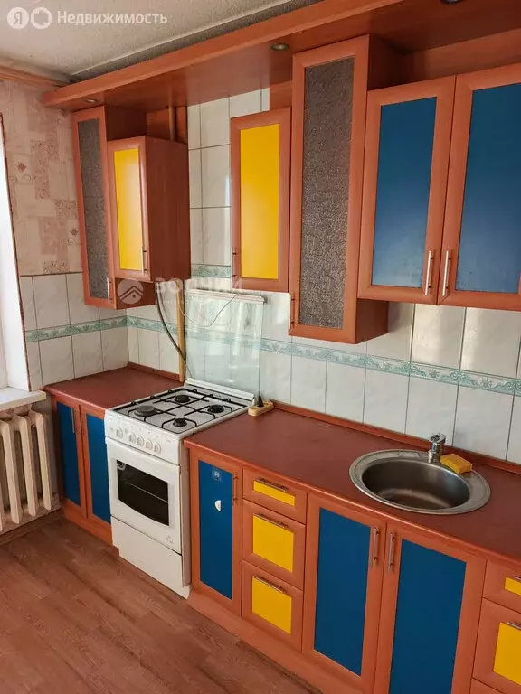 1-комнатная квартира: Новочебоксарск, улица Воинов-Интернационалистов, ... - Фото 1