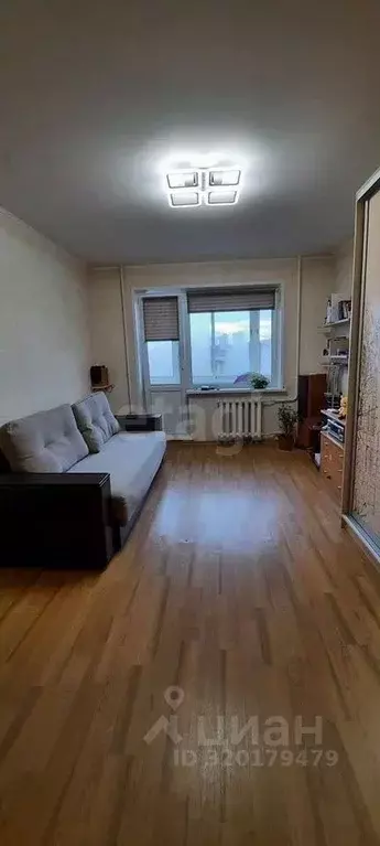 3-к кв. Белгородская область, Старый Оскол Весенний мкр, 21 (66.0 м) - Фото 0