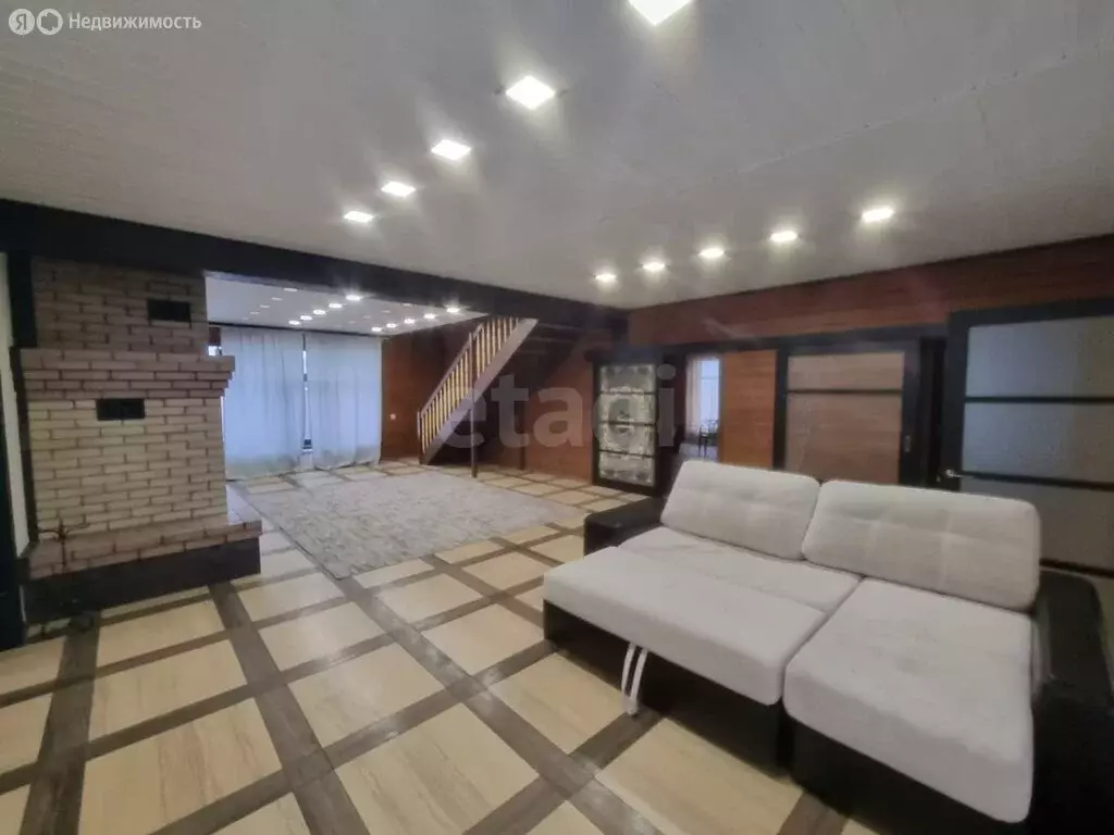 Дом в Садовый, улица Затонского (540 м) - Фото 0