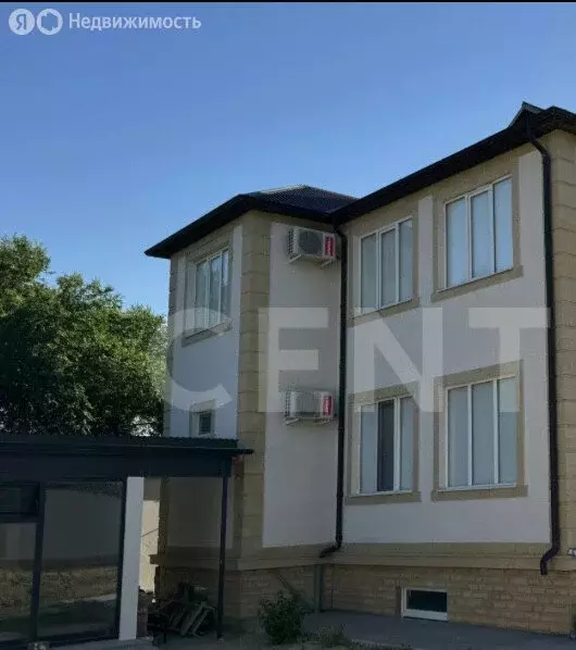 Дом в Махачкала, микрорайон Караман-7, улица Хайрутдина Гаджиева, 26 ... - Фото 1