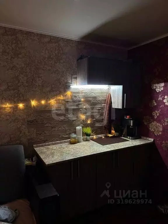 Комната Калининградская область, Калининград Красная ул., 136 (13.5 м) - Фото 0