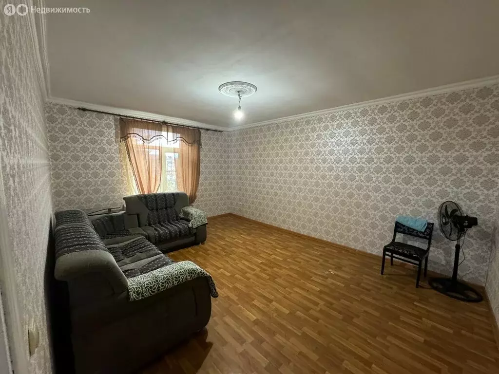 2-комнатная квартира: Дербент, проспект Агасиева, 22Г (50 м) - Фото 1