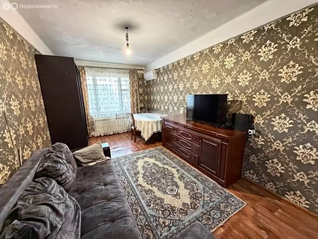 3-комнатная квартира: Махачкала, проспект Петра I, 107Вк3 (71 м) - Фото 2