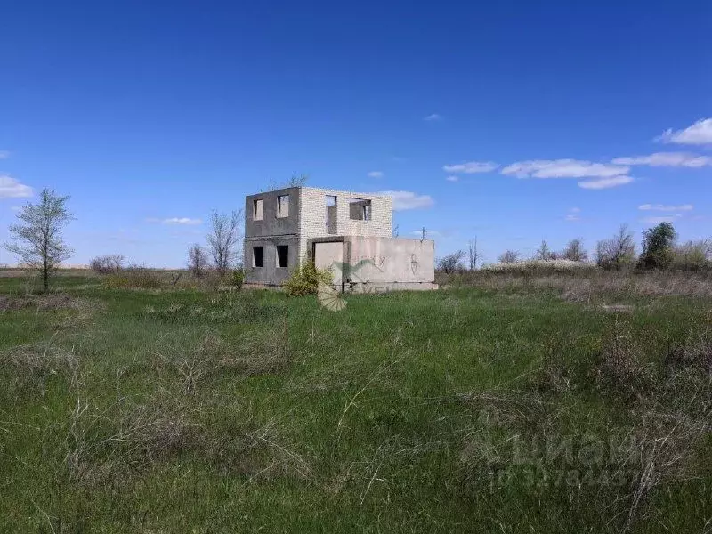 Участок в Саратовская область, Энгельсский район, Красноярское ... - Фото 1