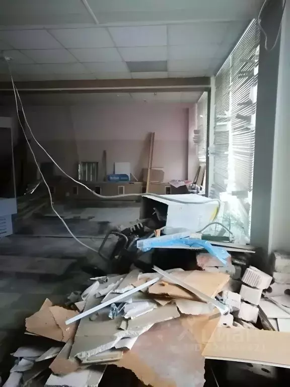 Помещение свободного назначения в Коми, Воркута ул. Ленина, 64Б (100 ... - Фото 1