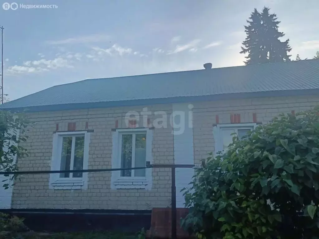 Дом в Липецкая область, Краснинский муниципальный округ, деревня ... - Фото 1