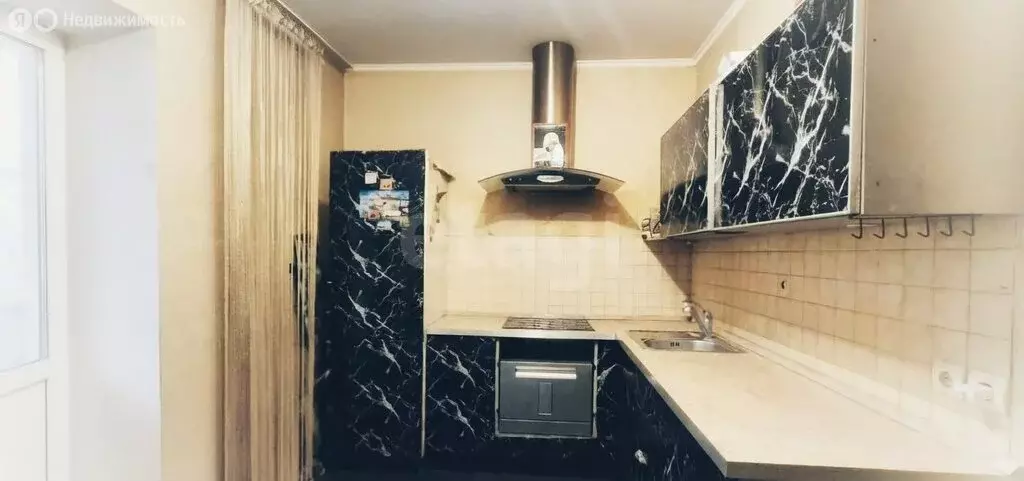 1-комнатная квартира: Энгельс, улица Тельмана, 26 (45.7 м) - Фото 2