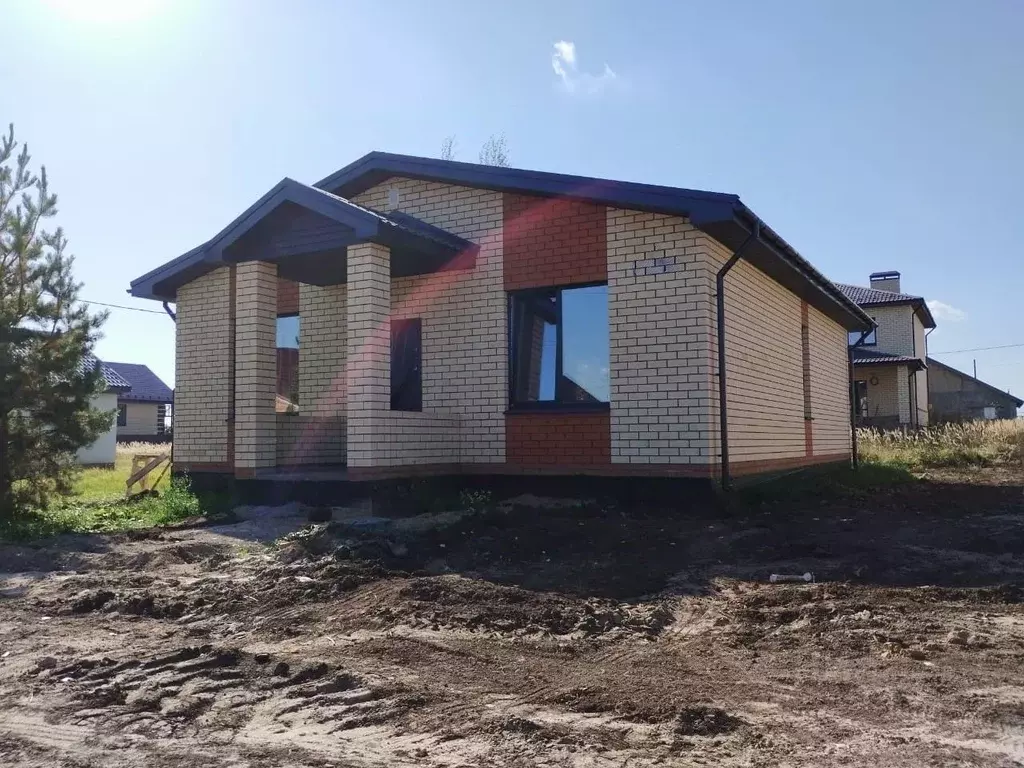 Дом в Татарстан, Высокогорский район, с. Усады, Удачный кп ул. ... - Фото 1