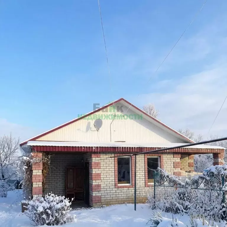 Дом в Саратовская область, Вольск Совхозная ул., 14А (96 м) - Фото 1