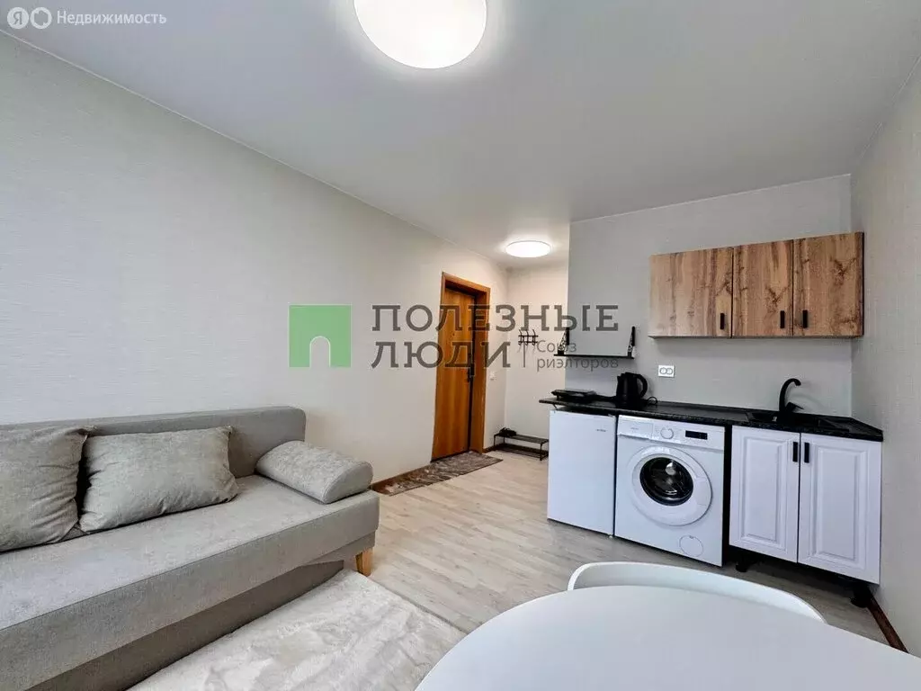 Квартира-студия: Ижевск, улица 30 лет Победы, 12 (17 м) - Фото 1